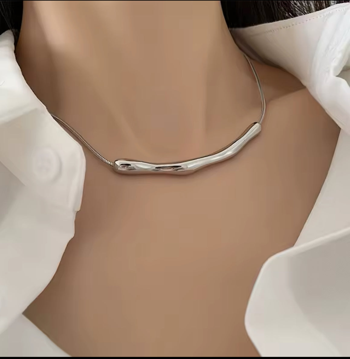 Log Textured Silver Necklace
