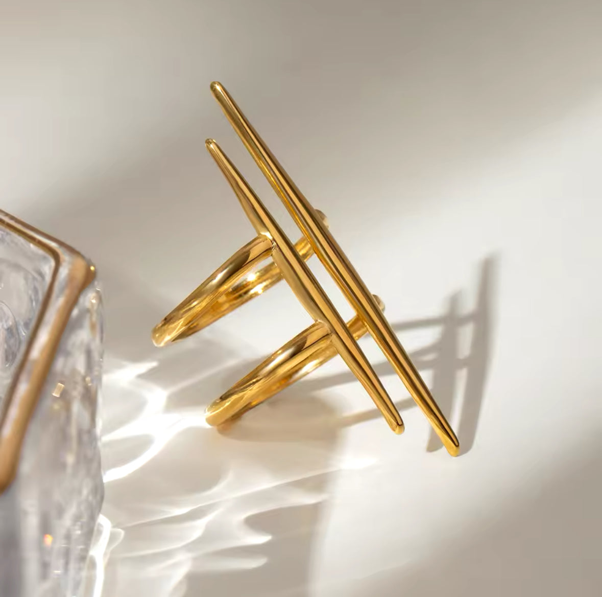 Parallel Statement Gold Ring