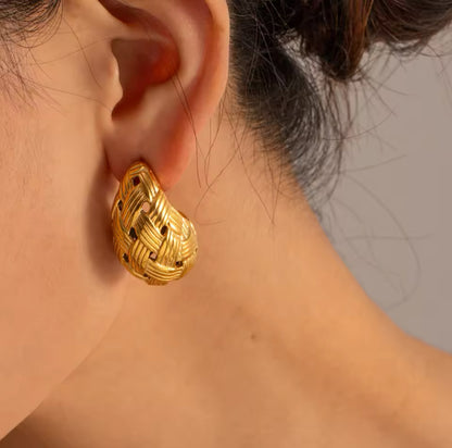 Large Tear Drop Nest Gold Earrings