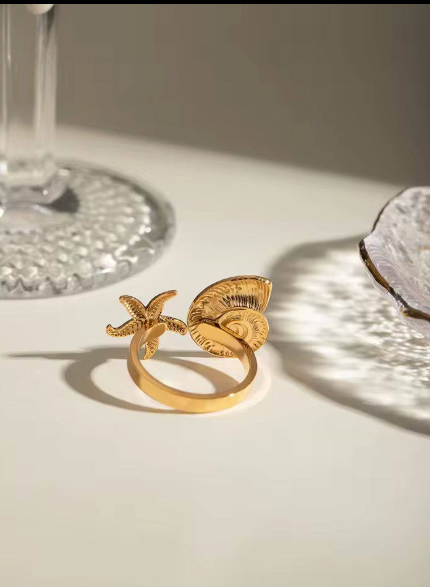 Shell Starfish Gold Ring
