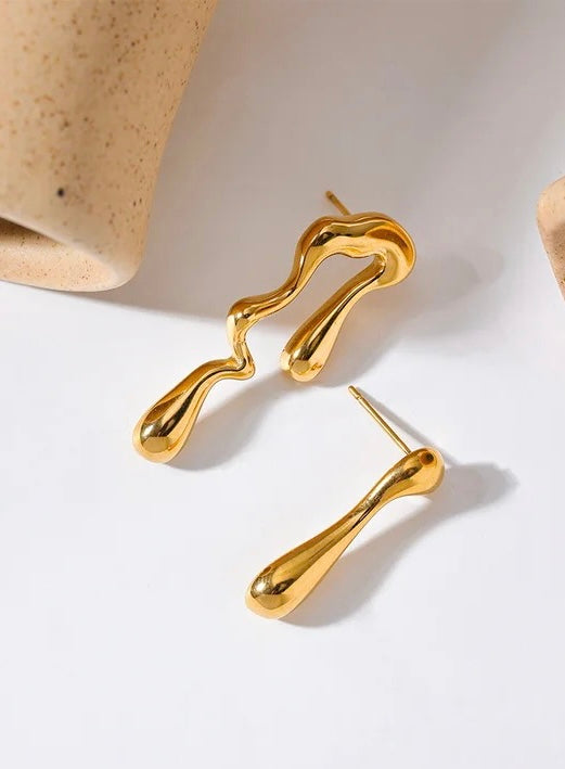 Magaly Asymmetrical Gold Earrings