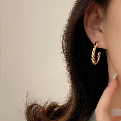 Corazon Rope Twist Gold Earrings