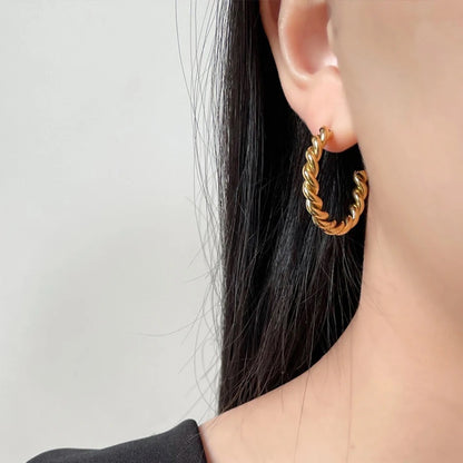 Corazon Rope Twist Gold Earrings