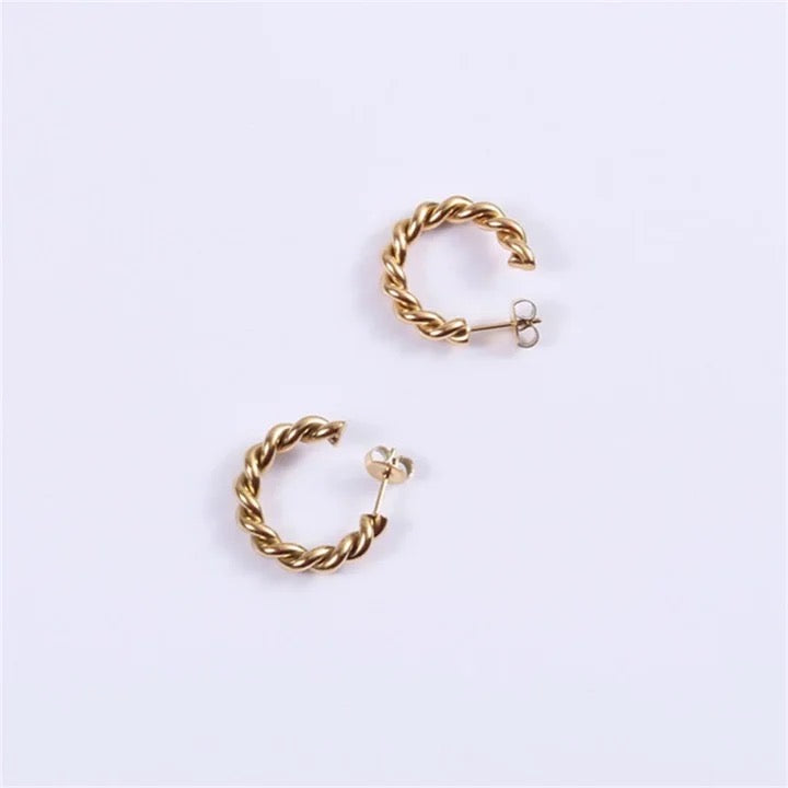 Corazon Rope Twist Gold Earrings