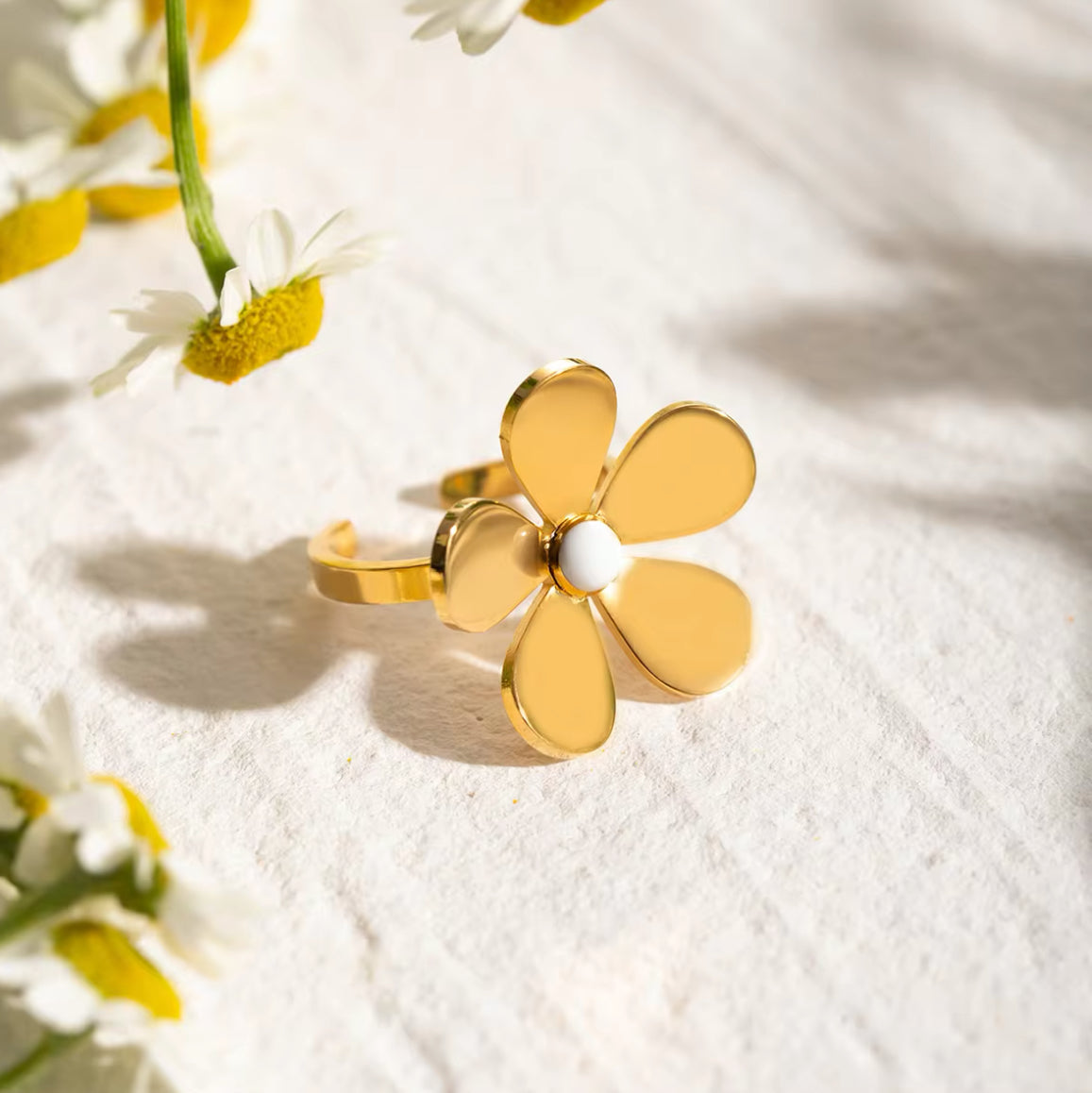 Flower Petals Gold Ring