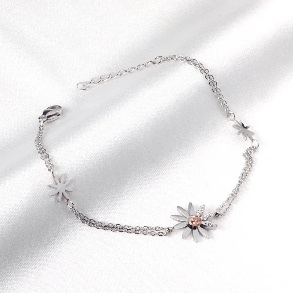 Valencia Dainty Flower Silver Bracelet